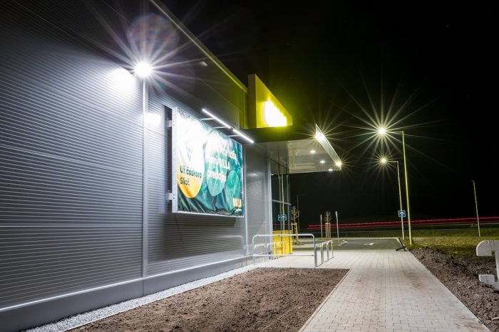 Supermarket BILLA Sliač